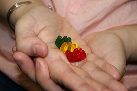 (image for) Cassandra and the 3 Bears