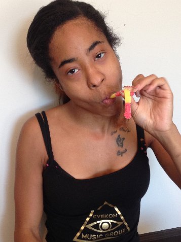 (image for) Yung and Her First Worm