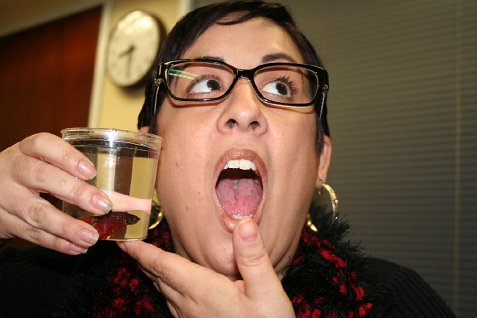 (image for) Mia Digests Fins First