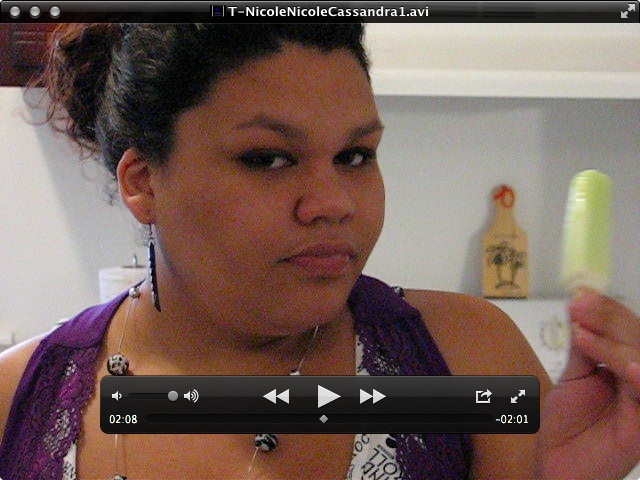 (image for) Triplets: Nicole/Nicole/Cassandra 1